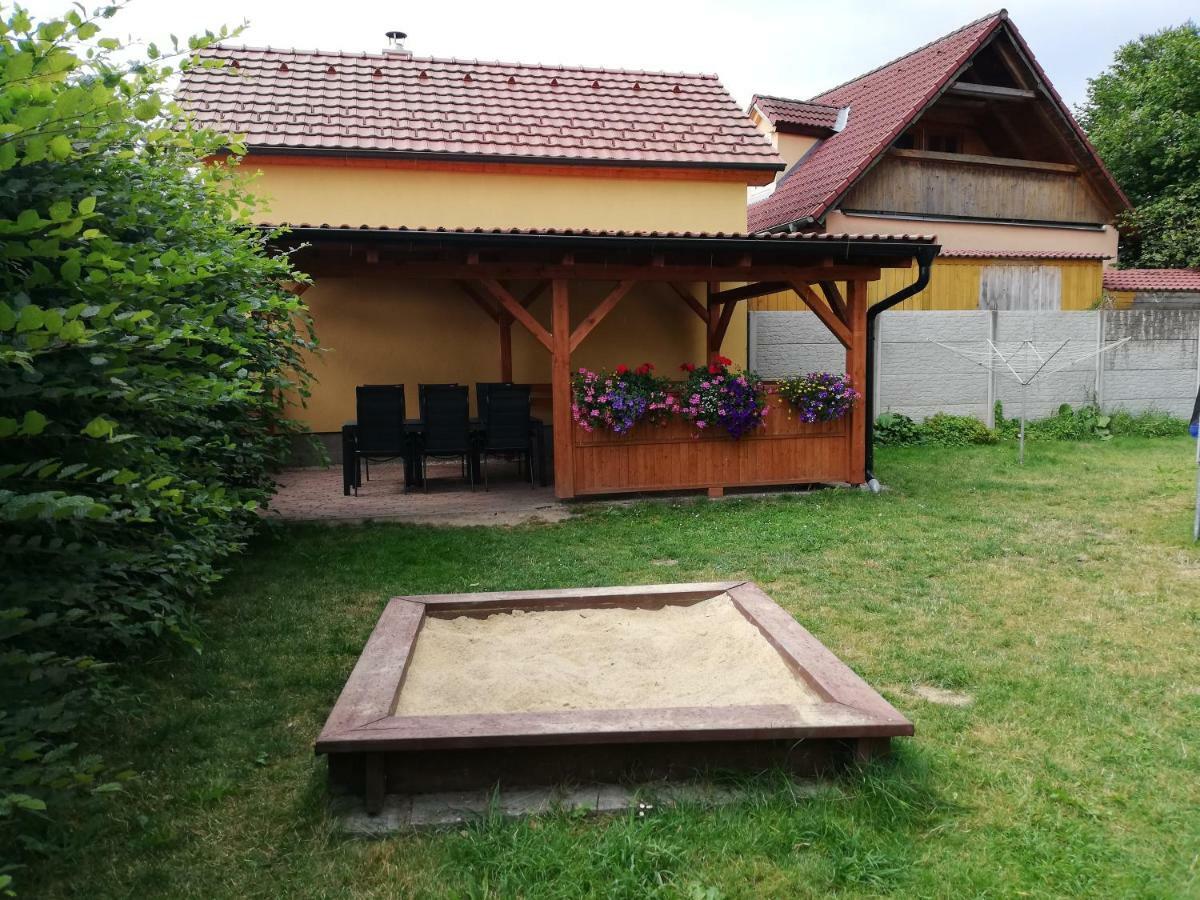 Chata Černá v Pošumaví 外观 照片